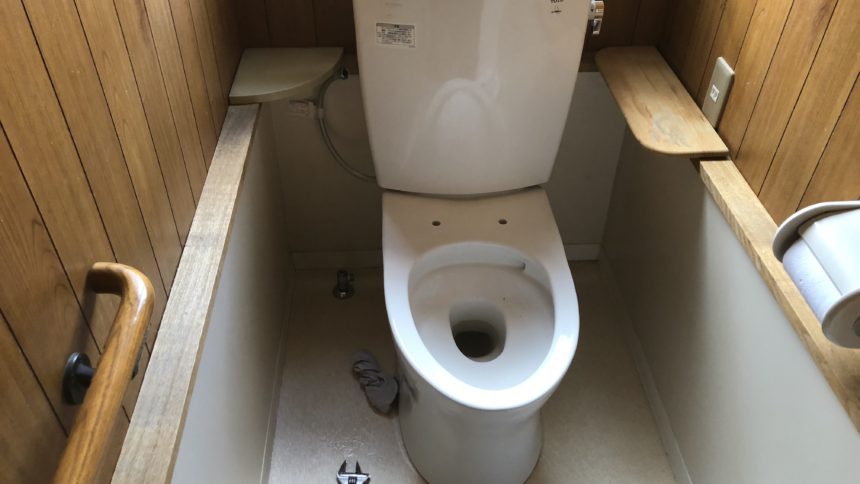 便所 便座交換工事